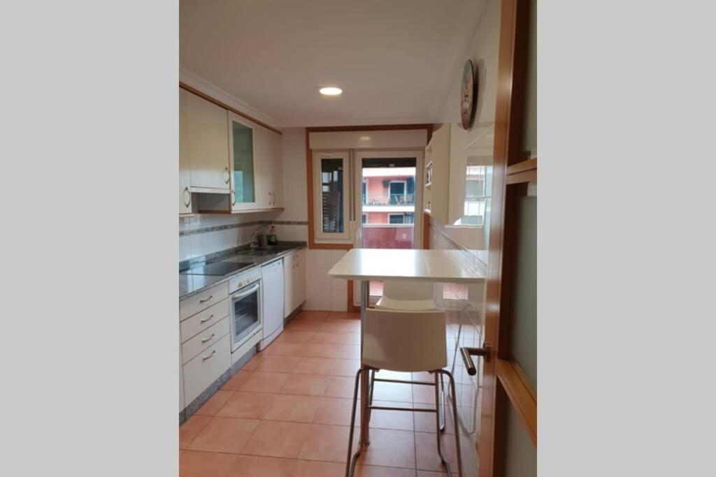 Apartamento Con Vistas Al Mar, Piscina Y Parking Sanxenxo Exterior foto
